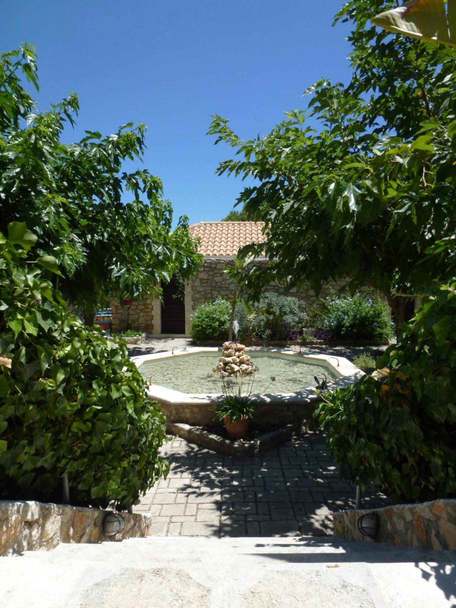 Tsivouli Accommodation Lithakia  Buitenkant foto