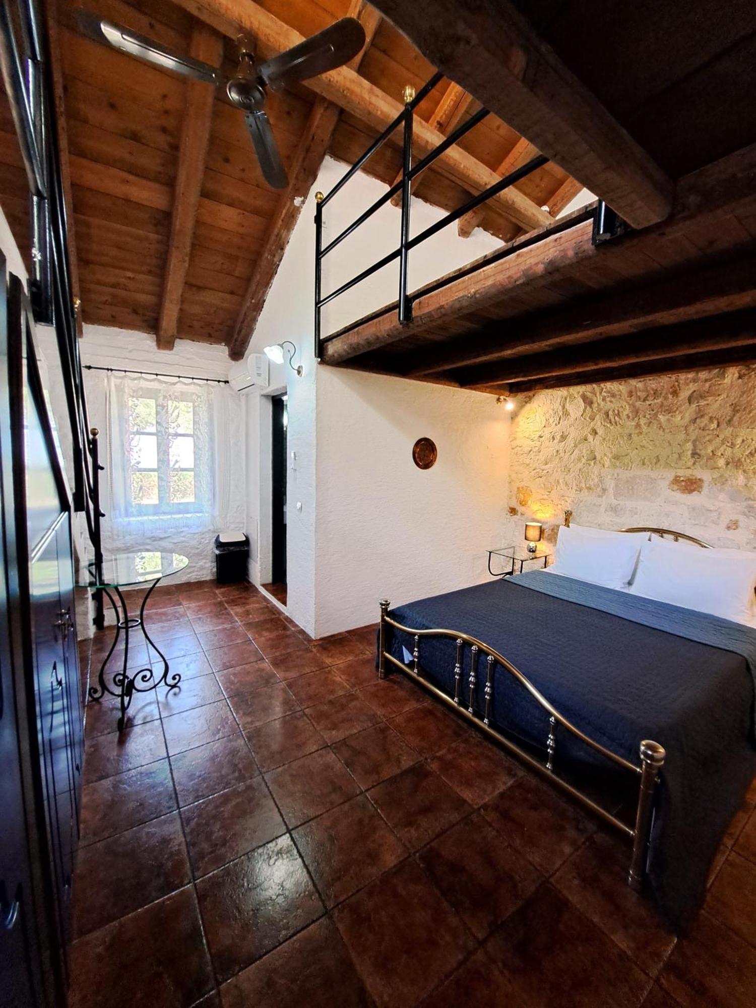 Tsivouli Accommodation Lithakia  Buitenkant foto