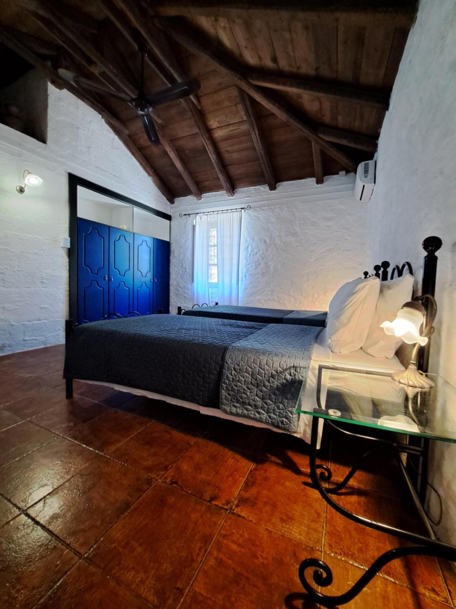 Tsivouli Accommodation Lithakia  Buitenkant foto