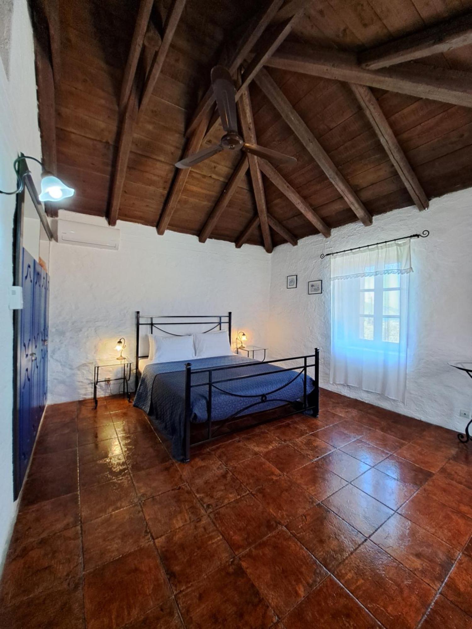 Tsivouli Accommodation Lithakia  Buitenkant foto